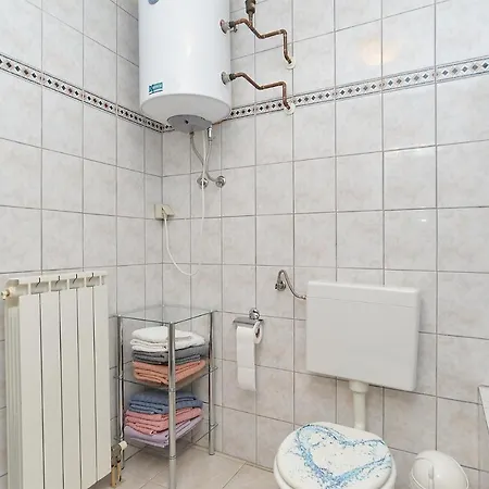Apartments Drago 589
