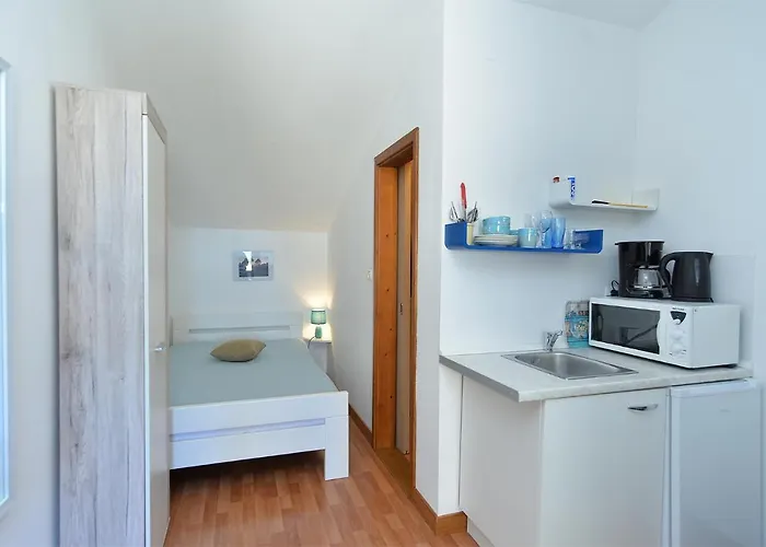 Apartments Drago 589