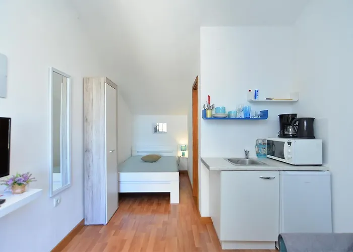 Apartments Drago 589 Fazana