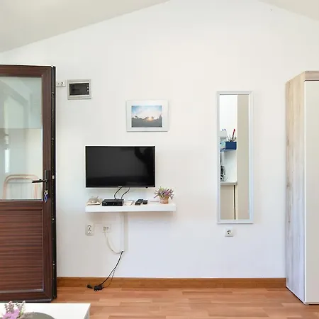 Apartment Apartments Drago 589 Fazana