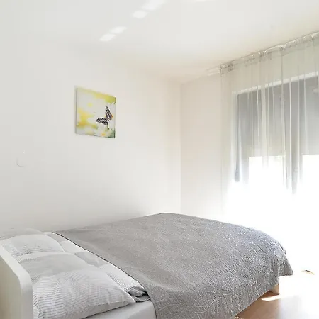 Apartment Apartments Drago 589 Fazana