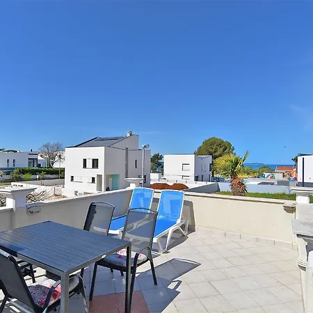 Apartments Drago 589 Apartment Fazana
