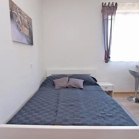 Apartments Drago 589